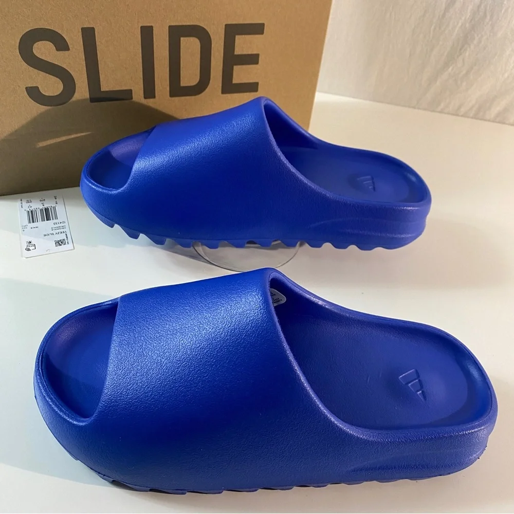 Yeezy Slides Blue Azure Men’s Size 8 New in Box